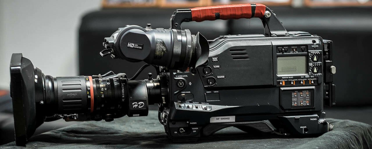 Профессиональные видеокамеры с максимальным разрешением съемки 4000x2160 в Самаре